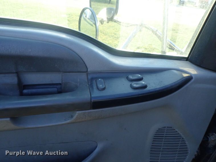 image for item DI4681 2007 Ford F650 Super Duty  rollback truck