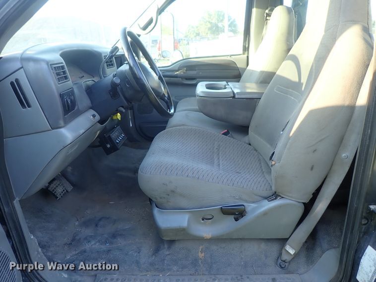 image for item DI4681 2007 Ford F650 Super Duty  rollback truck