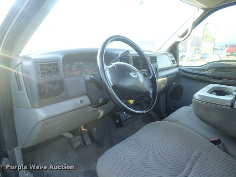 image for item DI4681 2007 Ford F650 Super Duty  rollback truck