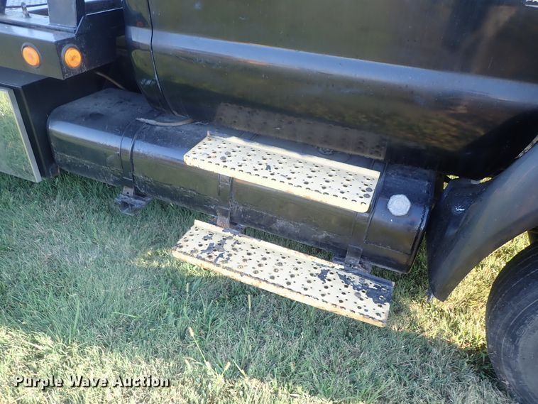 image for item DI4681 2007 Ford F650 Super Duty  rollback truck