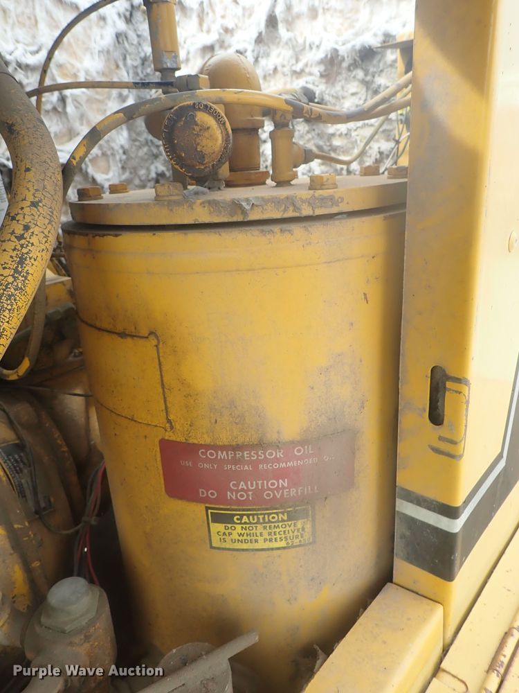 image for item DI4702 Leroi 185  air compressor