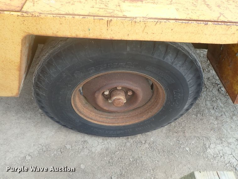 image for item DI4702 Leroi 185  air compressor