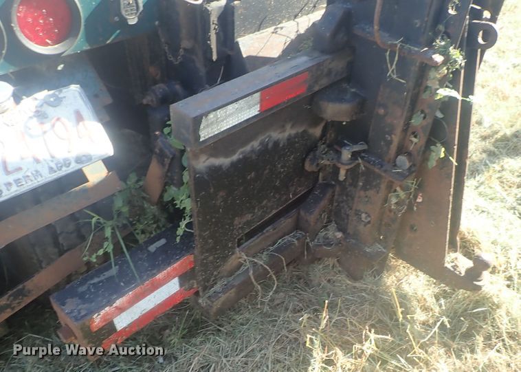 image for item DI4714 1998 Ford  toter truck