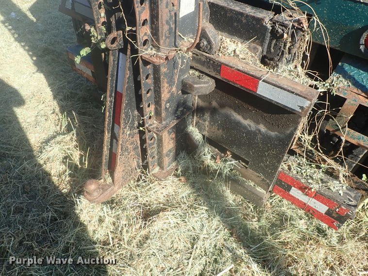 image for item DI4714 1998 Ford  toter truck