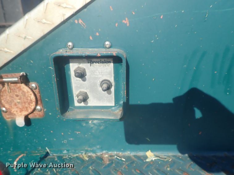 image for item DI4714 1998 Ford  toter truck