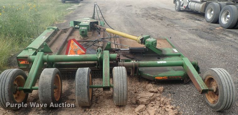 image for item DI4733 John Deere 1518 rotary mower