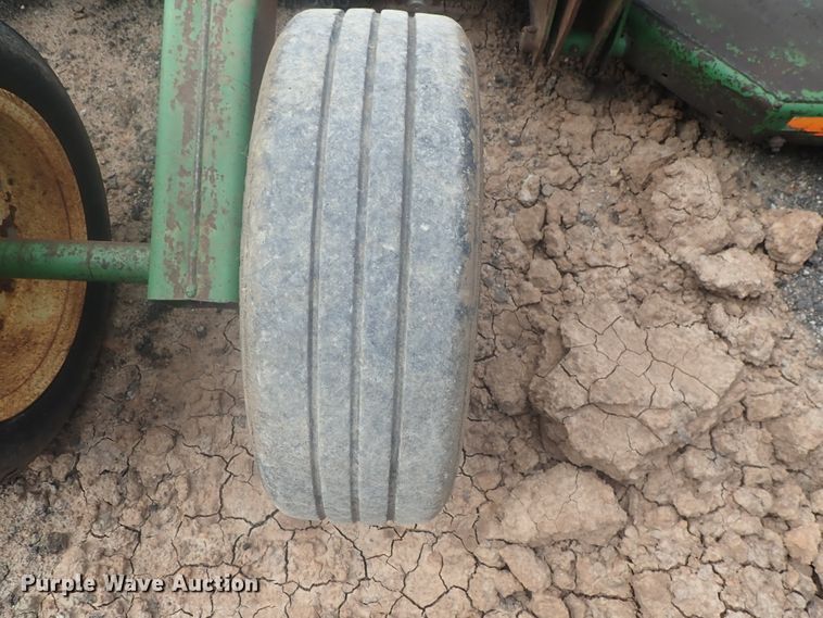 image for item DI4733 John Deere 1518 rotary mower