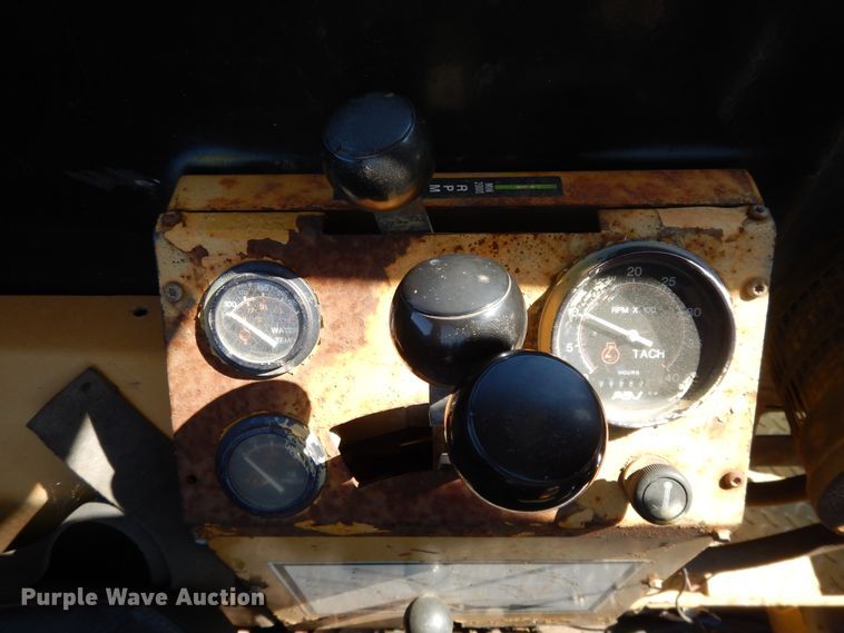 image for item DI7623 ASV 2810  tracked skid steer loader