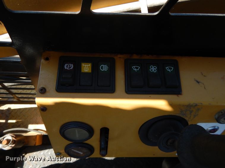 image for item DI7623 ASV 2810  tracked skid steer loader