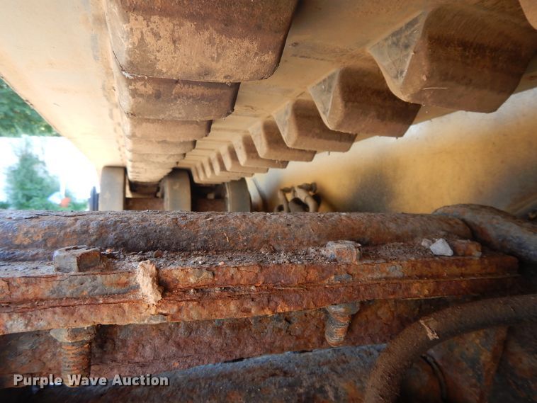 image for item DI7623 ASV 2810  tracked skid steer loader