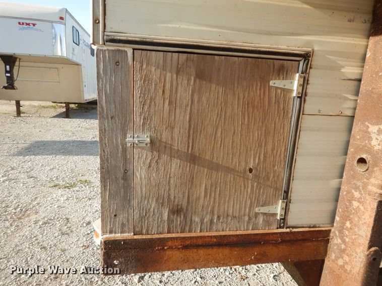 image for item DI7625 1989 Gladding DeIRey  camper