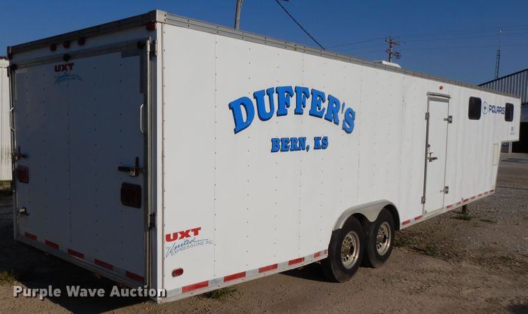 image for item DI7626 2001 United UXT enclosed cargo trailer