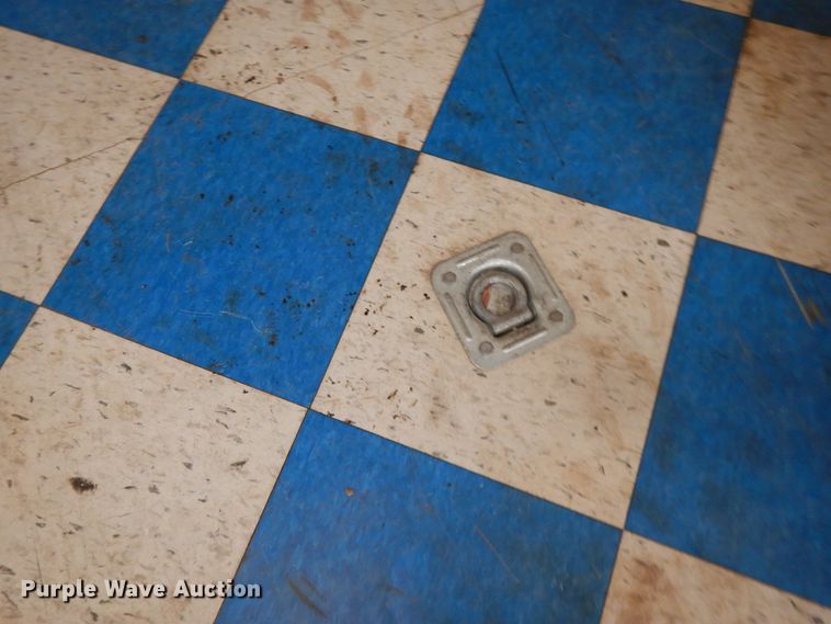 image for item DI7626 2001 United UXT enclosed cargo trailer