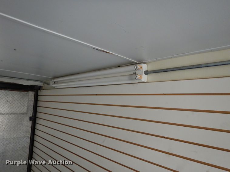 image for item DI7626 2001 United UXT enclosed cargo trailer