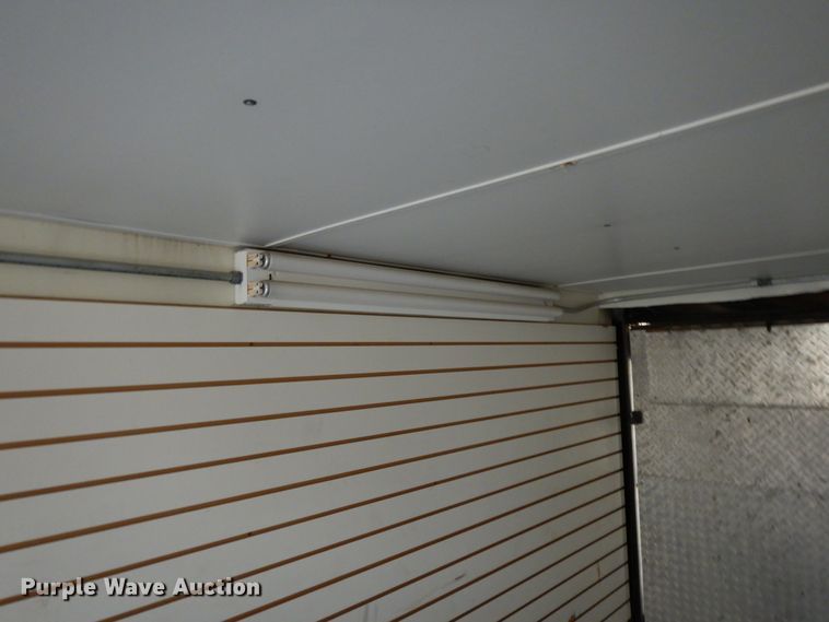 image for item DI7626 2001 United UXT enclosed cargo trailer