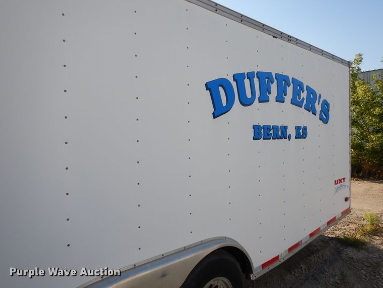 image for item DI7626 2001 United UXT enclosed cargo trailer