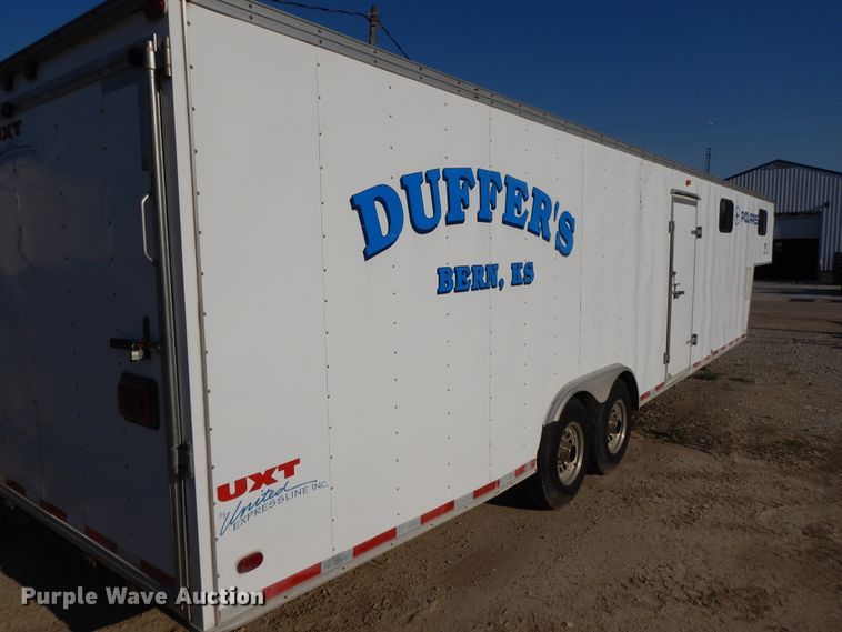 image for item DI7626 2001 United UXT enclosed cargo trailer