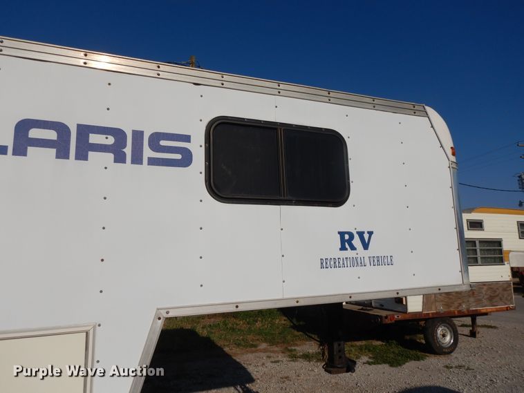 image for item DI7626 2001 United UXT enclosed cargo trailer