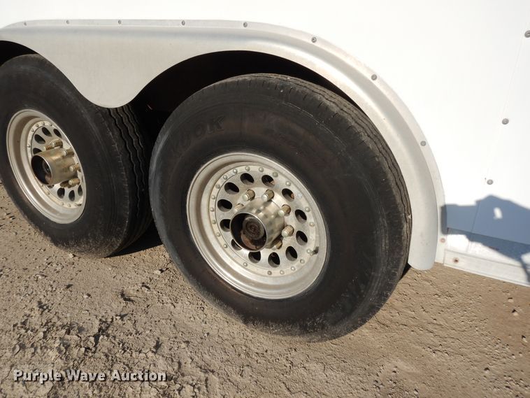 image for item DI7626 2001 United UXT enclosed cargo trailer