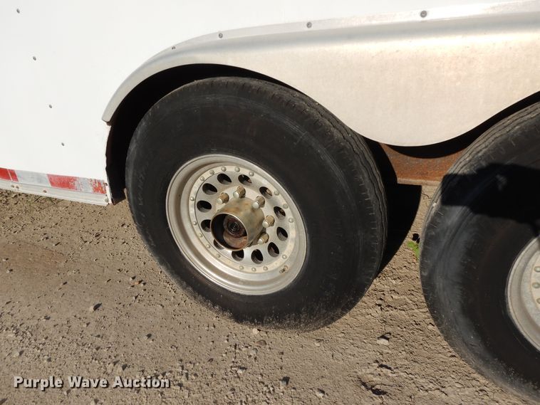 image for item DI7626 2001 United UXT enclosed cargo trailer