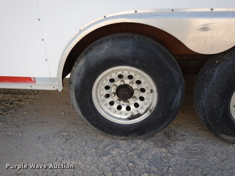 image for item DI7626 2001 United UXT enclosed cargo trailer