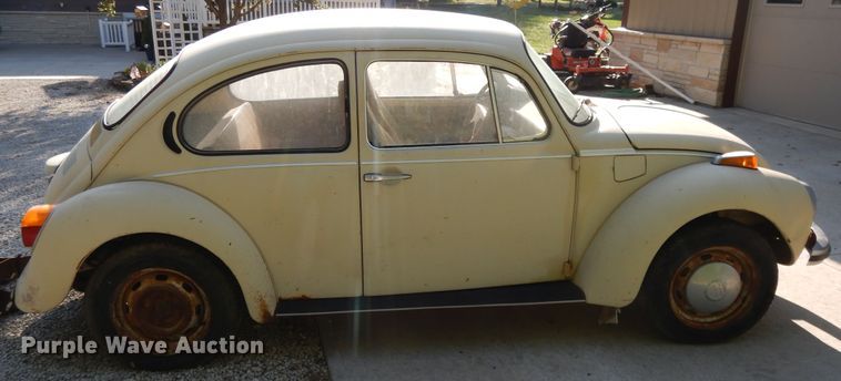 image for item DI7629 1973 Volkswagen Super Beetle