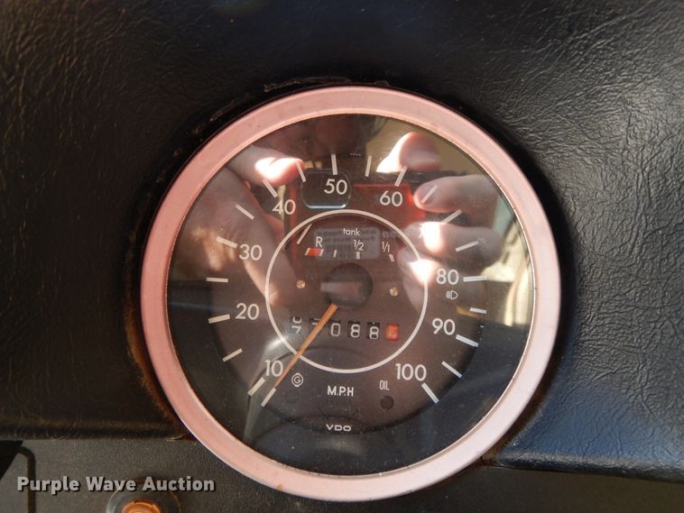 image for item DI7629 1973 Volkswagen Super Beetle