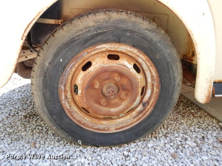 image for item DI7629 1973 Volkswagen Super Beetle