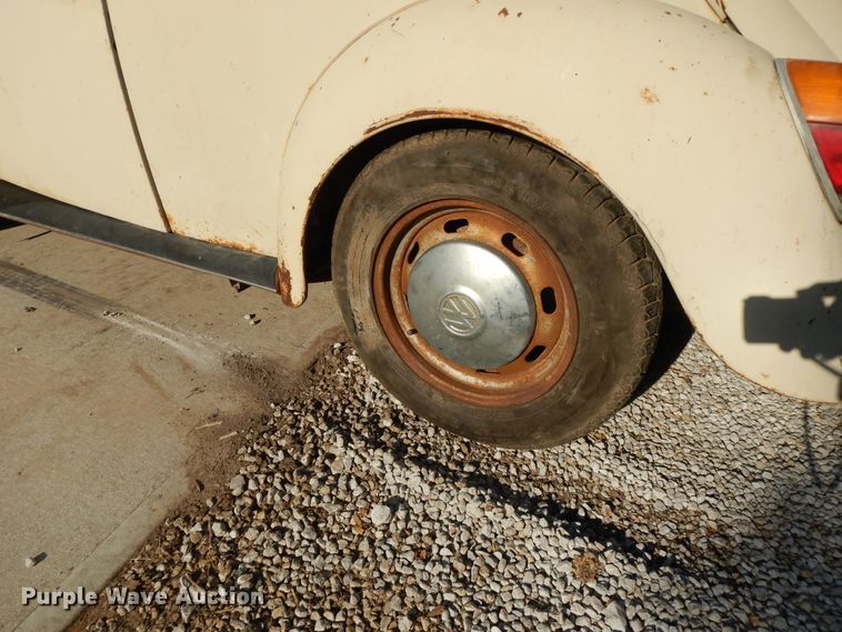 image for item DI7629 1973 Volkswagen Super Beetle