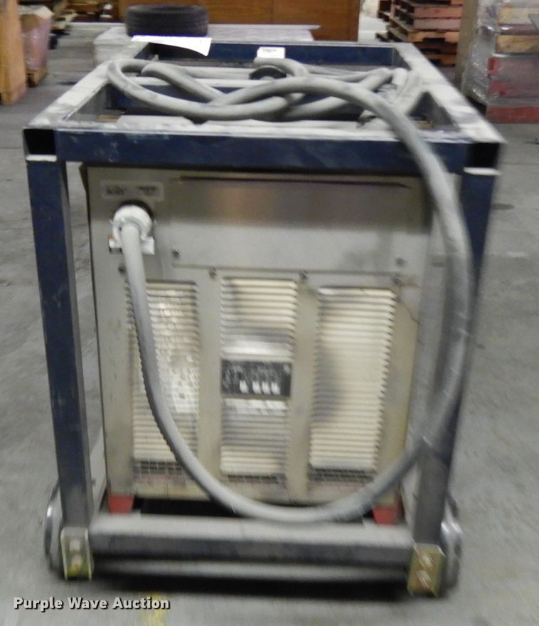 image for item DI7647 Red-d-arc DC600 welder