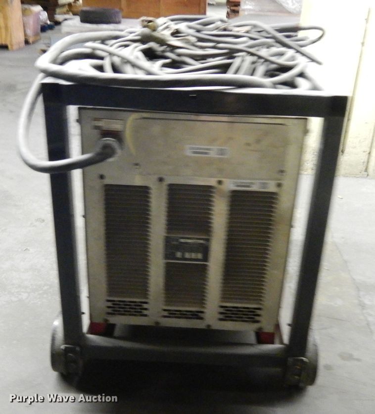 image for item DI7648 Red-d-arc DC600 welder