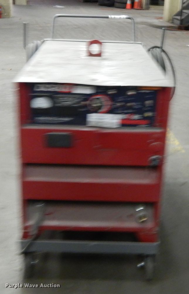 image for item DI7649 Red-d-arc DC600 welder