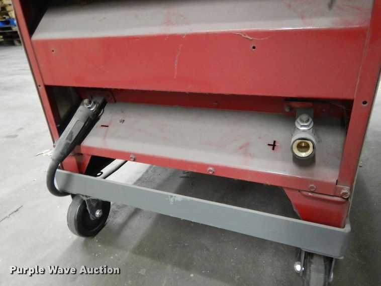 image for item DI7649 Red-d-arc DC600 welder