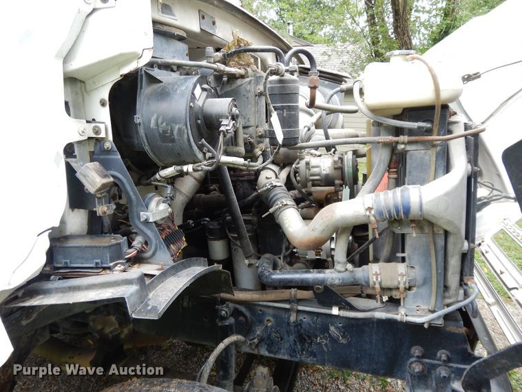 image for item DI7661 2000 Sterling L-Line  utility truck