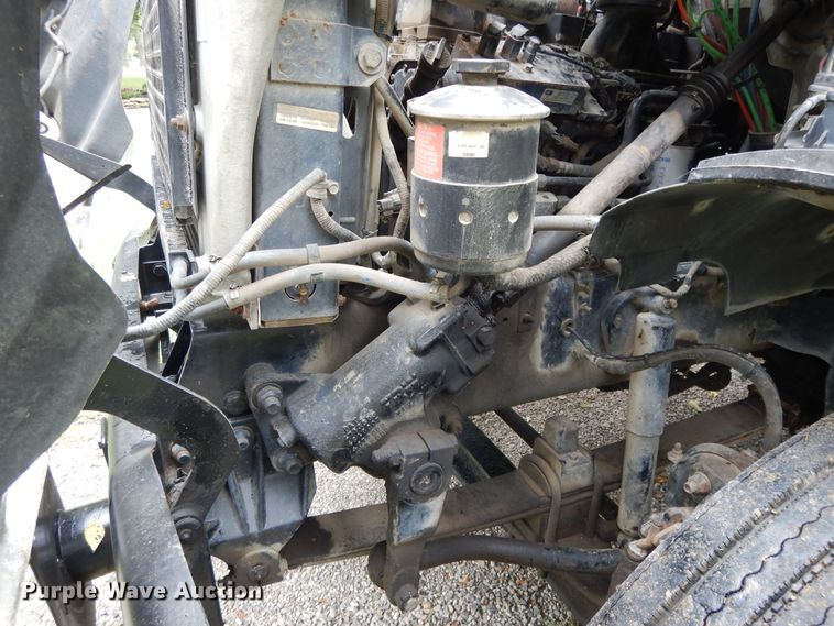 image for item DI7661 2000 Sterling L-Line  utility truck