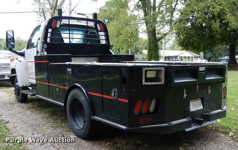 image for item DI7662 2006 GMC C4500  flatbed truck