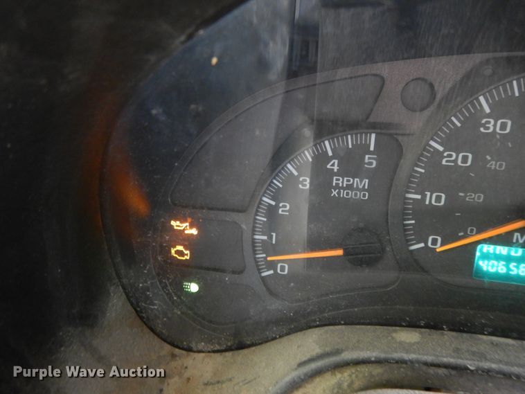 image for item DI7662 2006 GMC C4500  flatbed truck