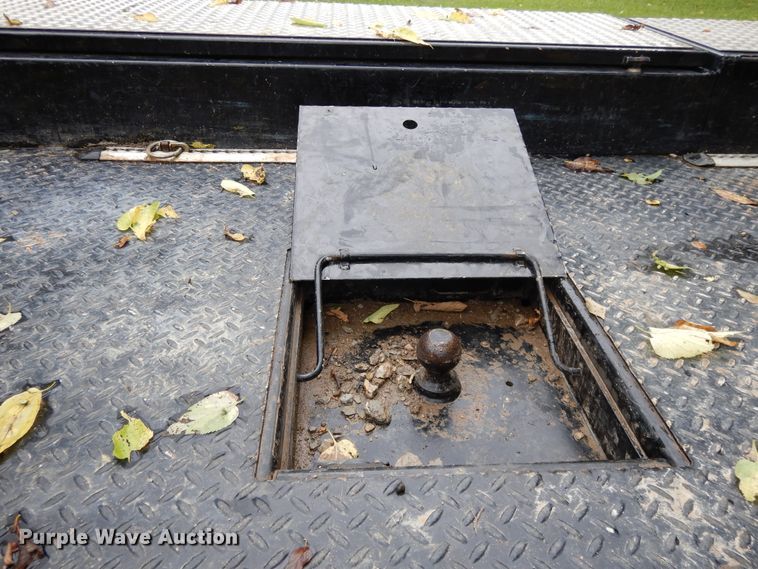 image for item DI7662 2006 GMC C4500  flatbed truck