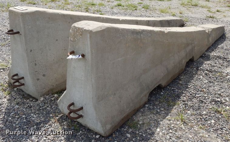 image for item DI7689 (2) tapered concrete barriers