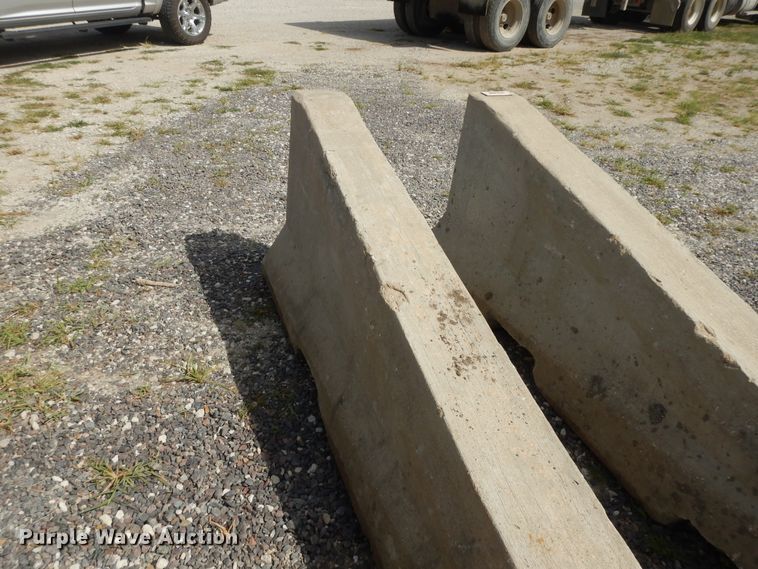 image for item DI7689 (2) tapered concrete barriers