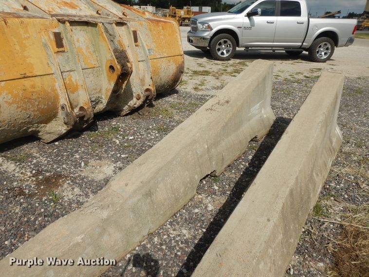 image for item DI7689 (2) tapered concrete barriers