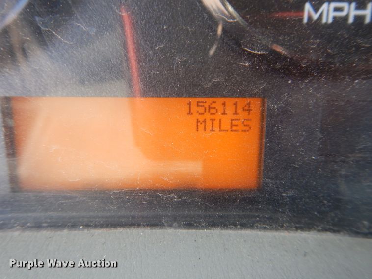 image for item DI8261 2012 International 8600  semi truck