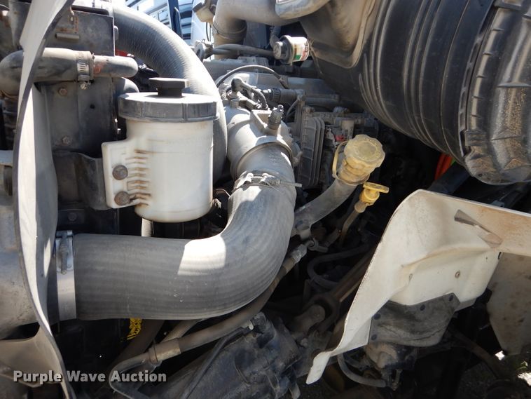 image for item DI8261 2012 International 8600  semi truck