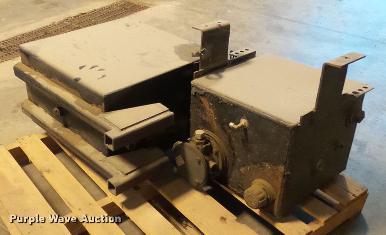 image for item EP9889 (2) Certified Power Mfg. hydraulic tanks