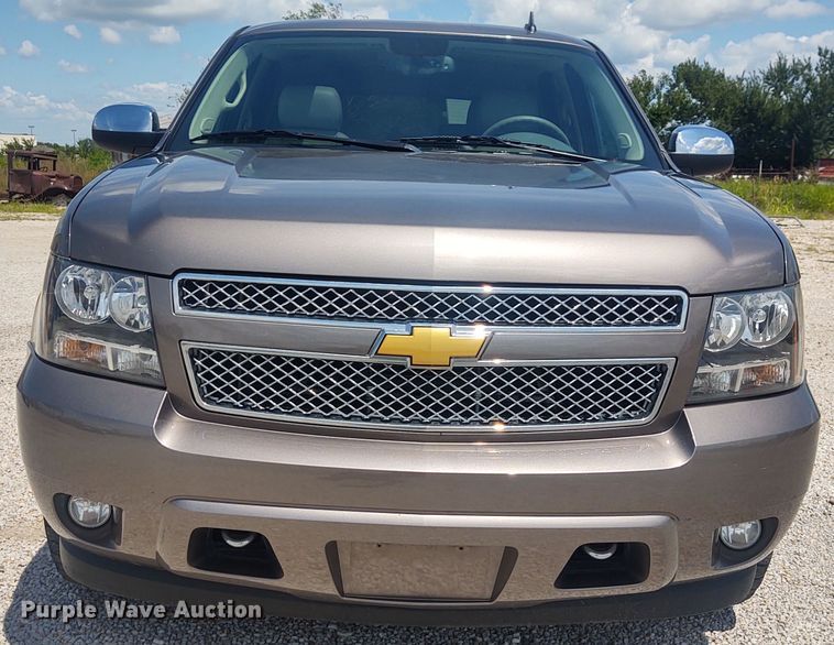 image for item EQ9399 2013 Chevrolet Tahoe LTZ  SUV