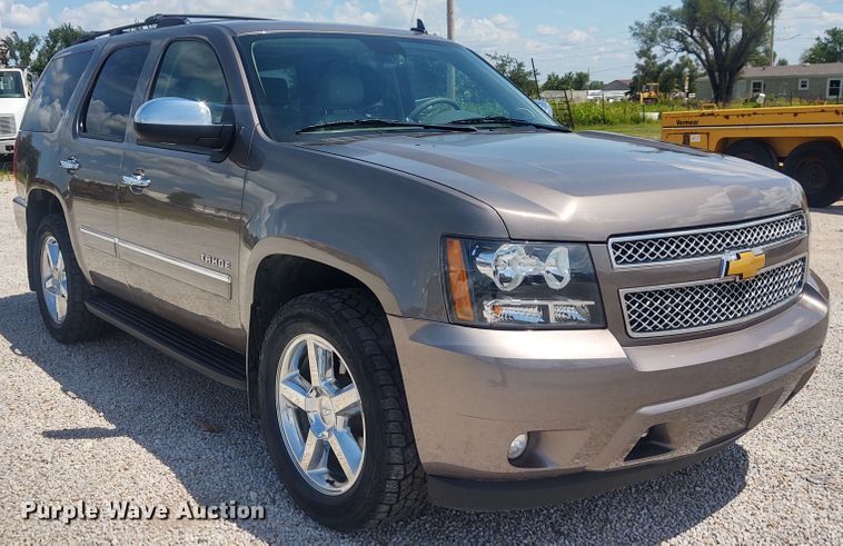 image for item EQ9399 2013 Chevrolet Tahoe LTZ  SUV