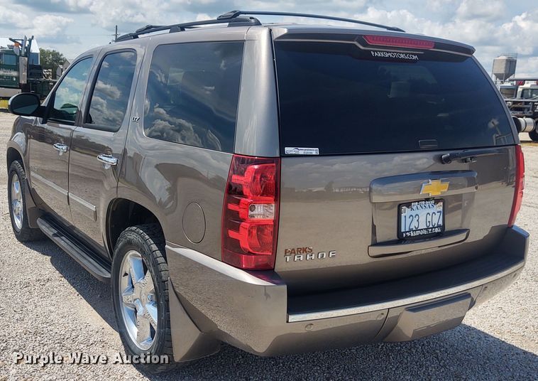 image for item EQ9399 2013 Chevrolet Tahoe LTZ  SUV
