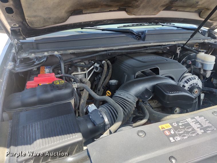 image for item EQ9399 2013 Chevrolet Tahoe LTZ  SUV