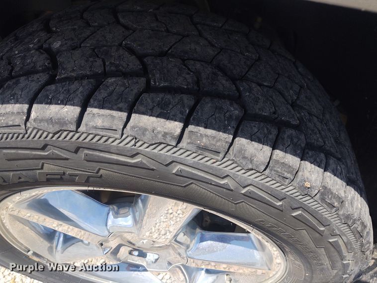 image for item EQ9399 2013 Chevrolet Tahoe LTZ  SUV