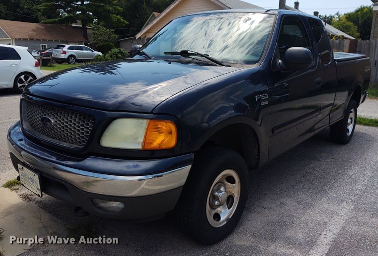 image for item EQ9411 2004 Ford F150 SuperCab pickup truck